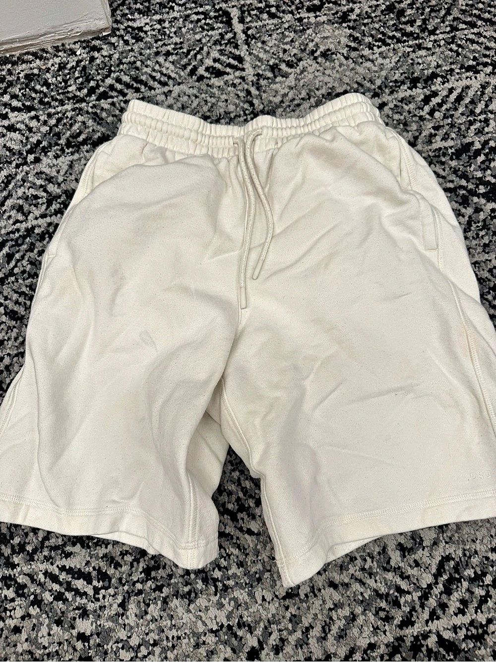 DSG Sport Fleece Shorts Athletic Shorts in White Small